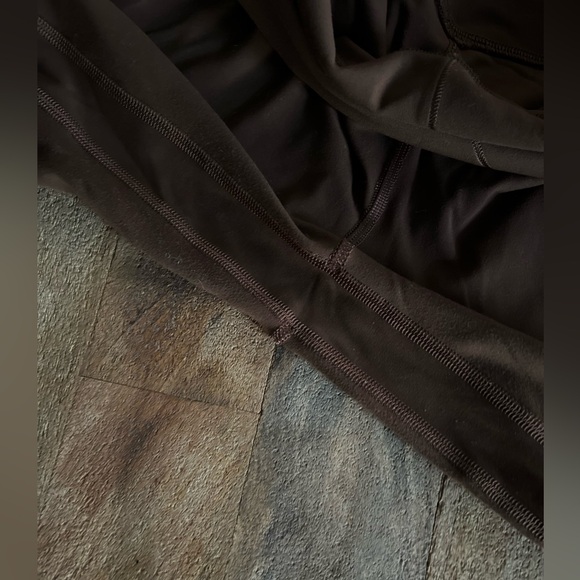 Lululemon 28” Align, Java - Picture 5 of 7